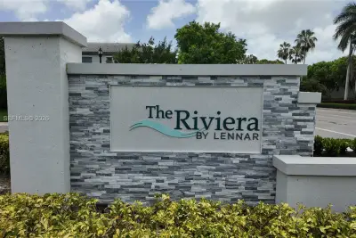 1886 SE 26th Rd, Homestead: photo 1 of 21