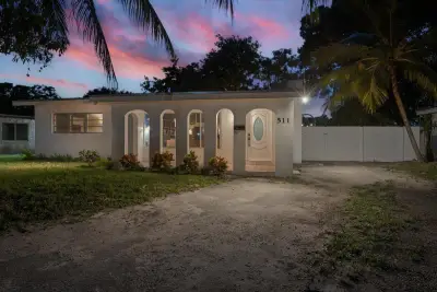 511 Carolina Ave, Fort Lauderdale: photo 1 of 37