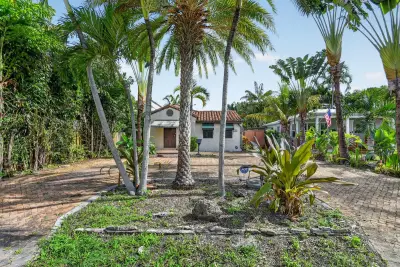 109 George Bush Blvd, Delray Beach: photo 1 of 62