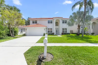 7686 Cedar Hurst Ct, Lake Worth: photo 1 of 50