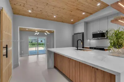 30221 SW 173rd Ave, Homestead: photo 1 of 40