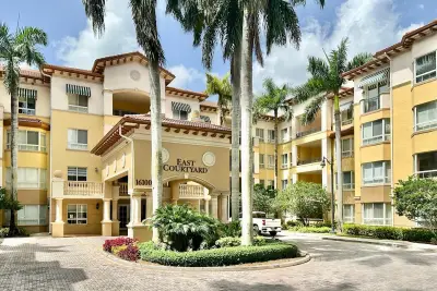 16100 Emerald Estates Dr #389, Weston: photo 1 of 21