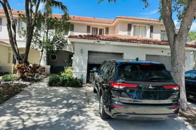 8023 Big Pine Way, Riviera Beach: photo 1 of 81