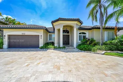 512 NW 120th Dr, Coral Springs: photo 1 of 95