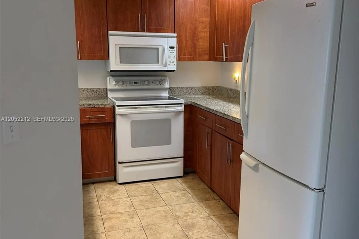 1000 SW 125th Ave #402N, Pembroke Pines: photo 1 of 26