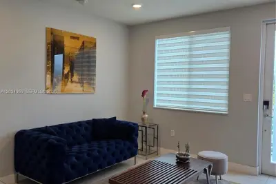 10222 NW 64th Way #302, Doral: photo 1 of 36