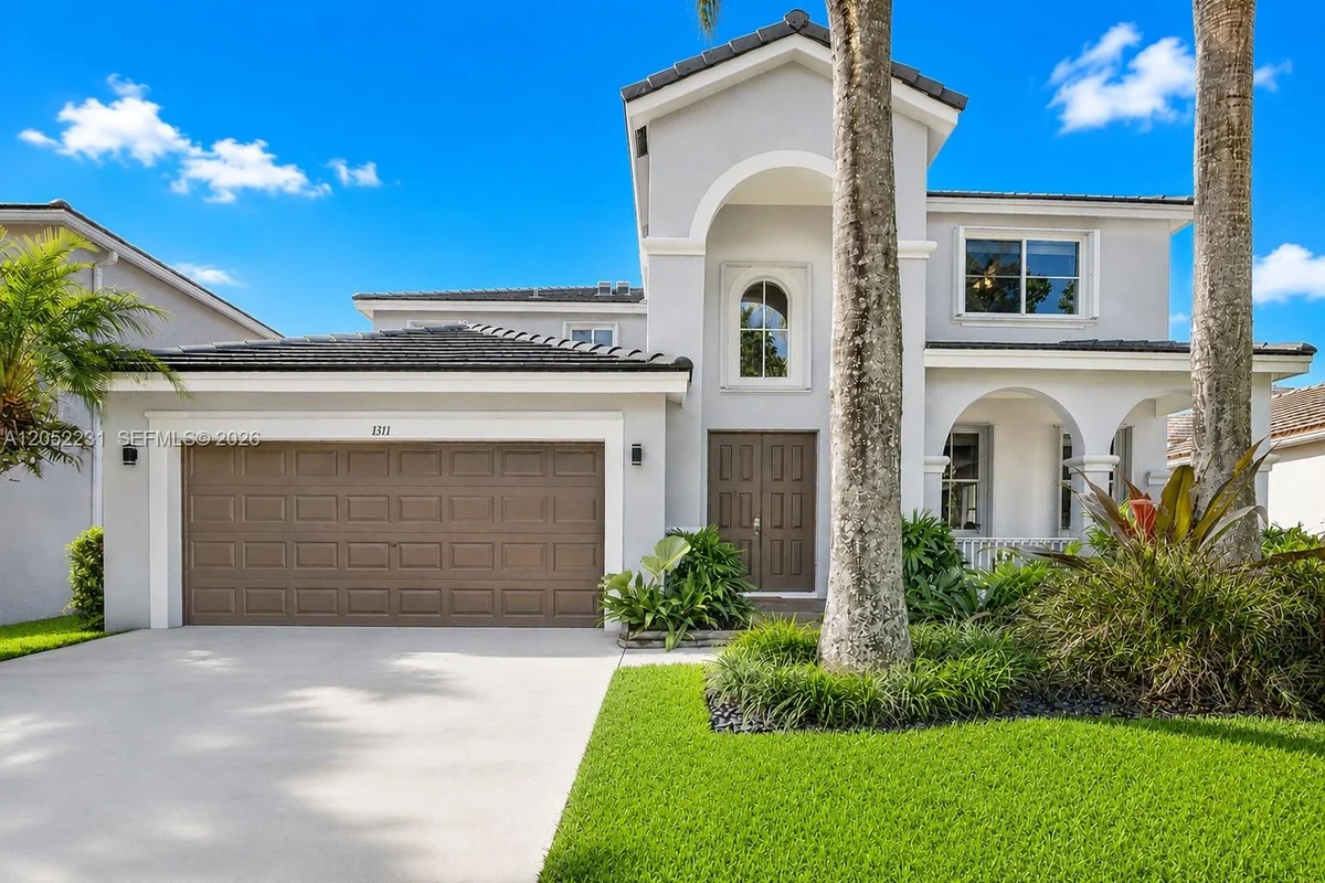 1311 Croton Ct, Weston: photo 1 of 67