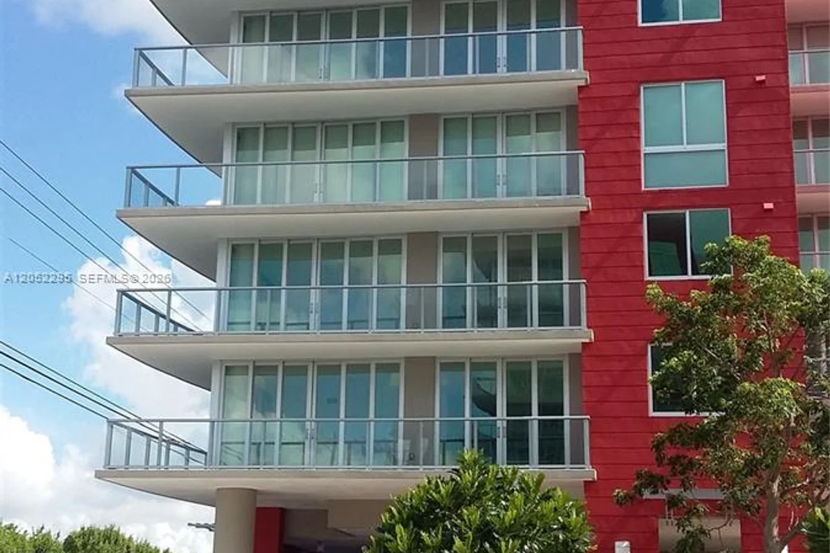 7875 NW 107th Ave #812, Doral: photo 1 of 20