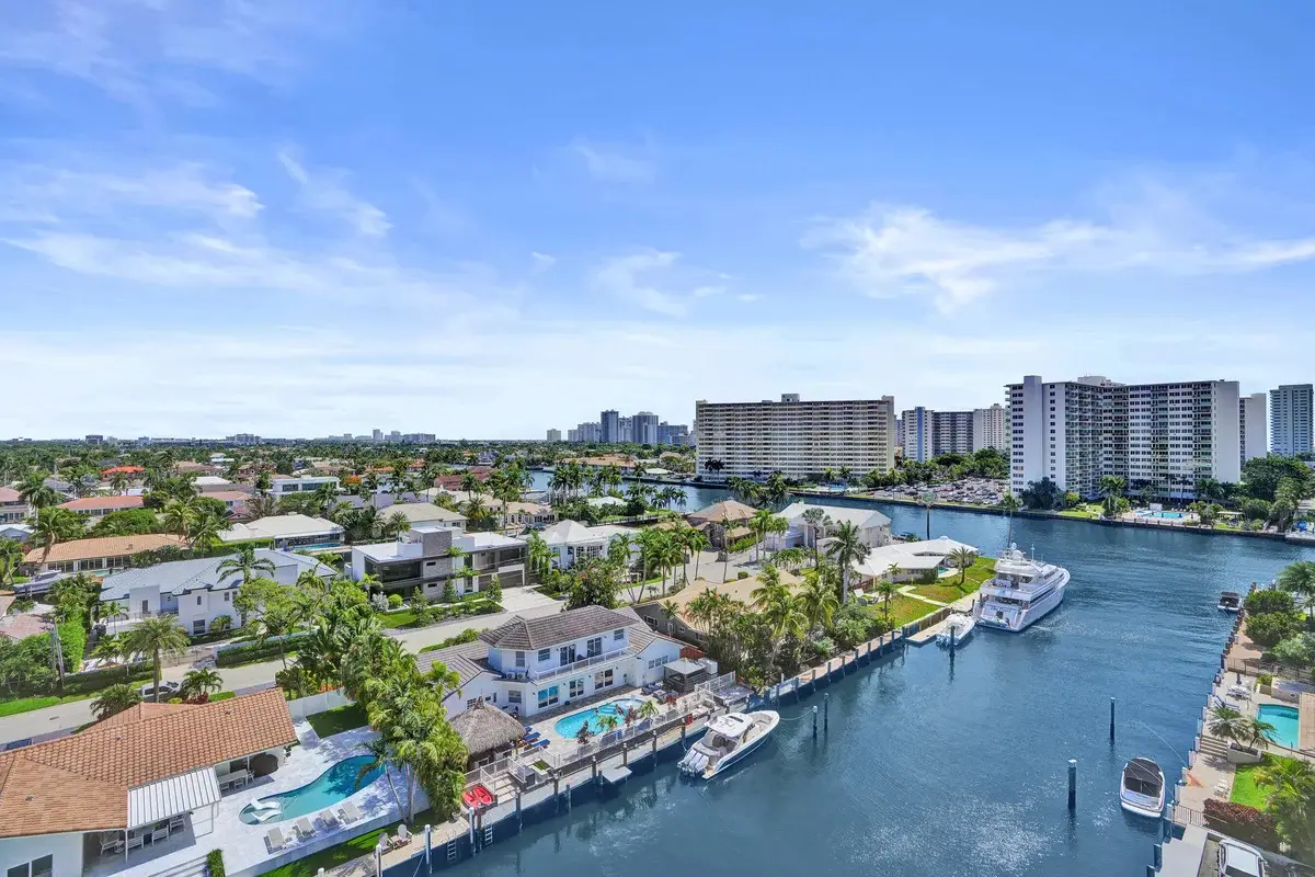 2881 NE 33rd Ct #10b, Fort Lauderdale: photo 1 of 45