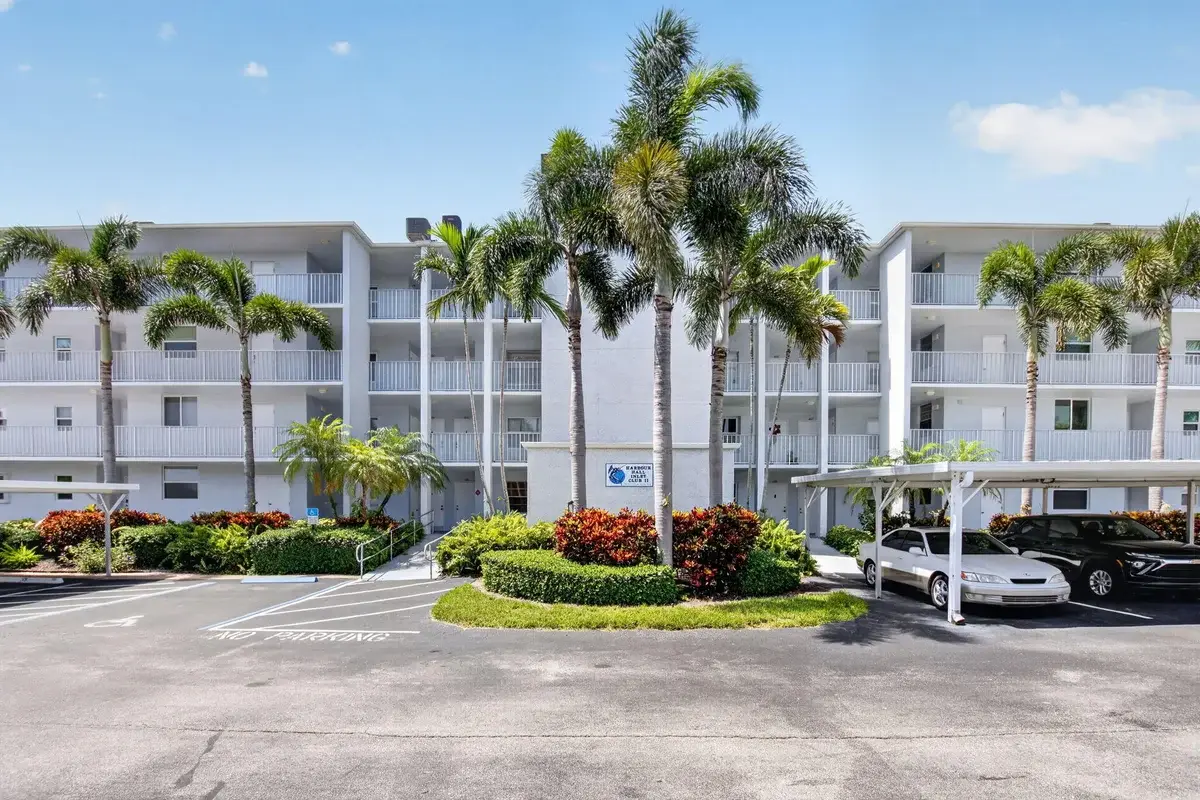 689 NE 6th Ct #4030, Boynton Beach: photo 1 of 55