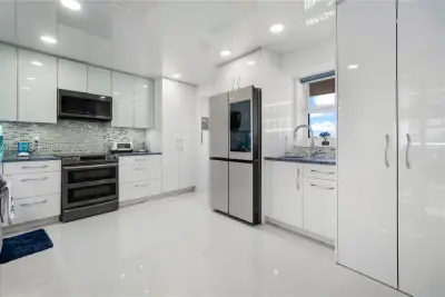 4100 Galt Ocean Dr #404, Fort Lauderdale: photo 1 of 33