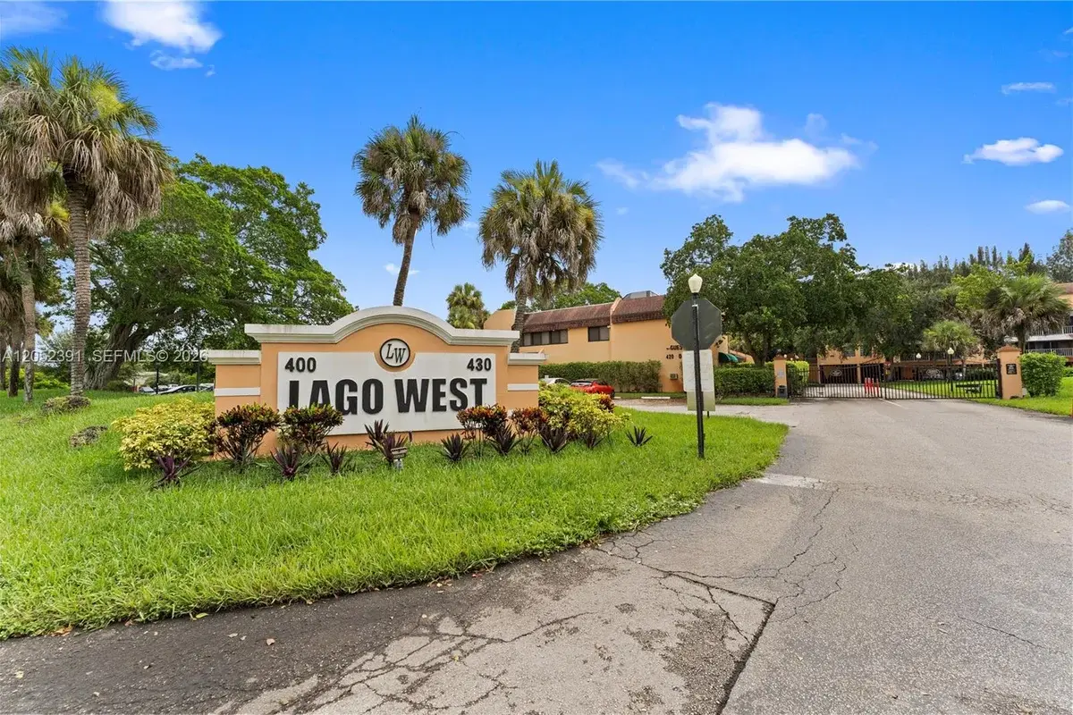 430 Commodore Dr #310, Plantation: photo 1 of 36