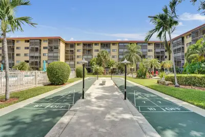2601 NE 14th Street Cswy #231, Pompano Beach: photo 1 of 46
