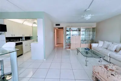 3076 E Exeter E, Boca Raton: photo 1 of 37