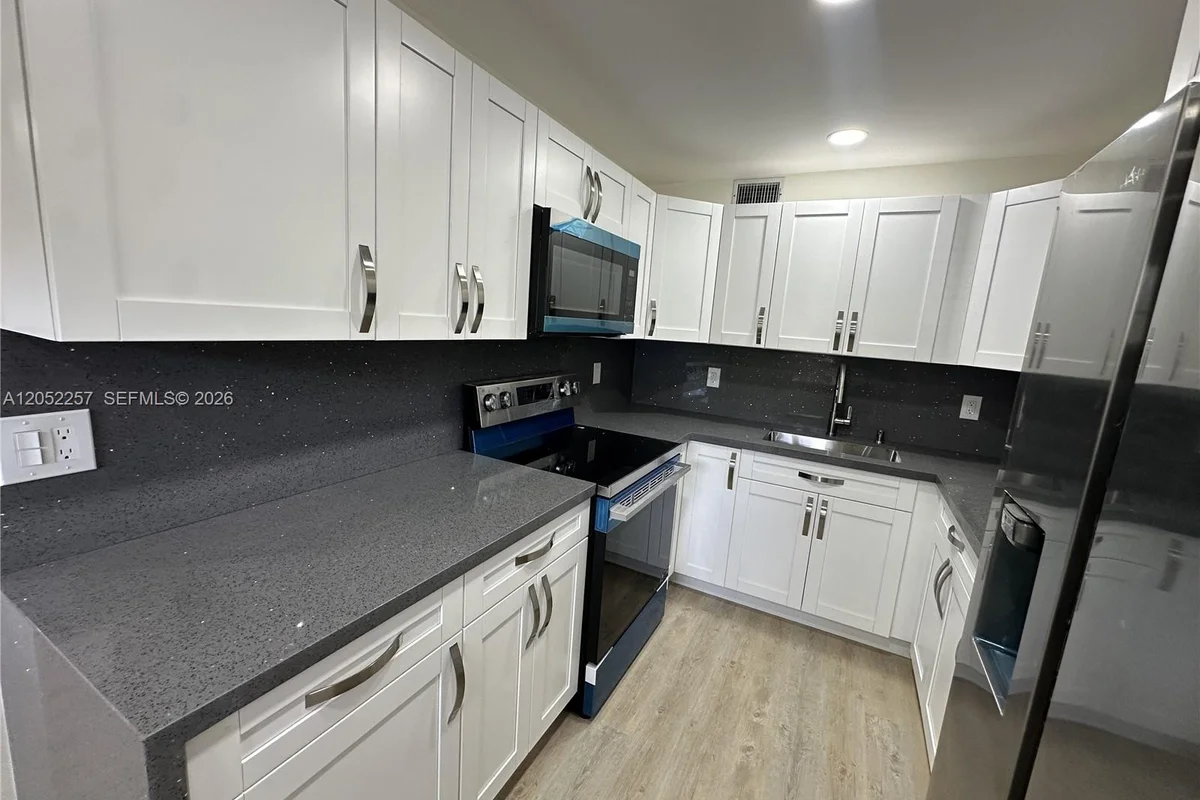13255 SW 7th Ct #113D, Pembroke Pines: photo 1 of 48