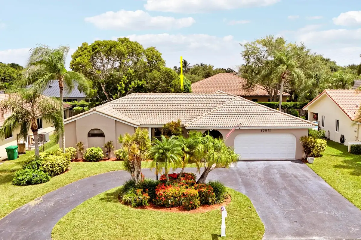 15821 Sedgewyck Cir N, Davie: photo 1 of 50