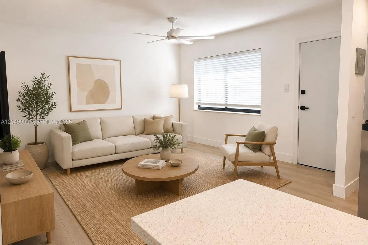 5991 SW 76th St #C7, South Miami: photo 1 of 10