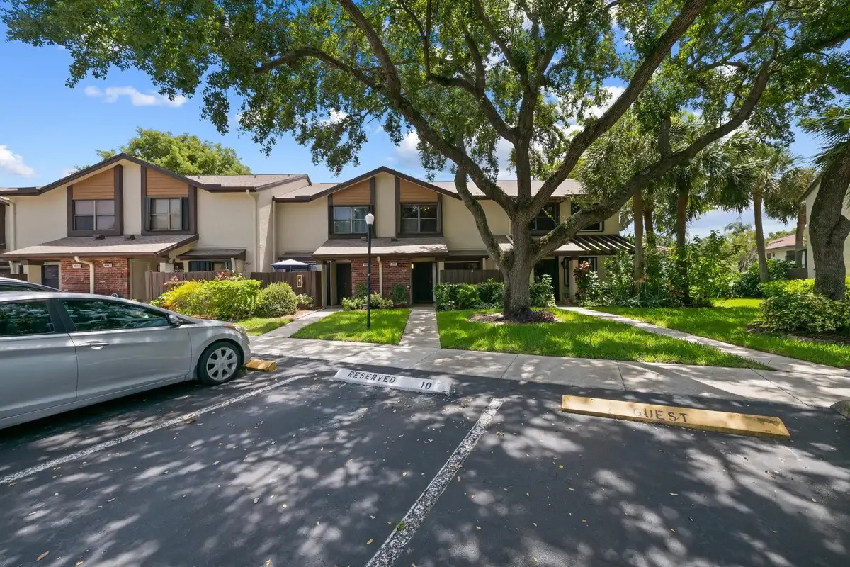 4586 Carambola Cir S #27217, Coconut Creek: photo 1 of 48