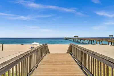 9 NE 20th Ave #501, Deerfield Beach: photo 1 of 20