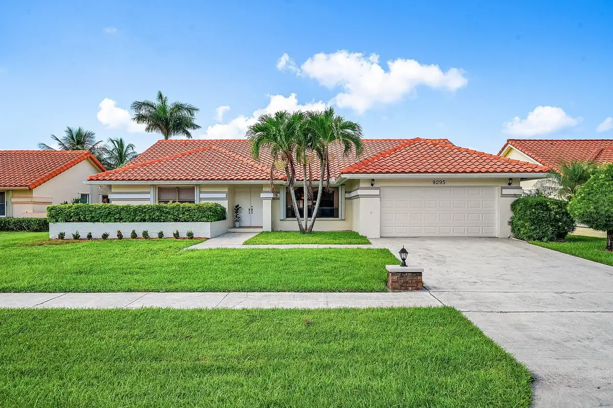 9295 Sun Pointe Dr, Boynton Beach: photo 1 of 57
