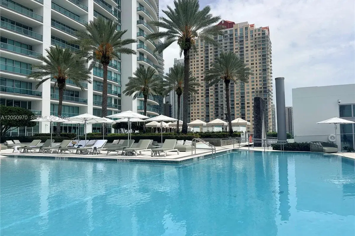 1331 Brickell Bay Dr #201, Miami: photo 1 of 10