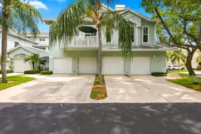 1809 Mainsail Cir, Jupiter: photo 1 of 60