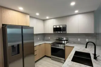 427 Golden Isles Dr #12d, Hallandale Beach: photo 1 of 14