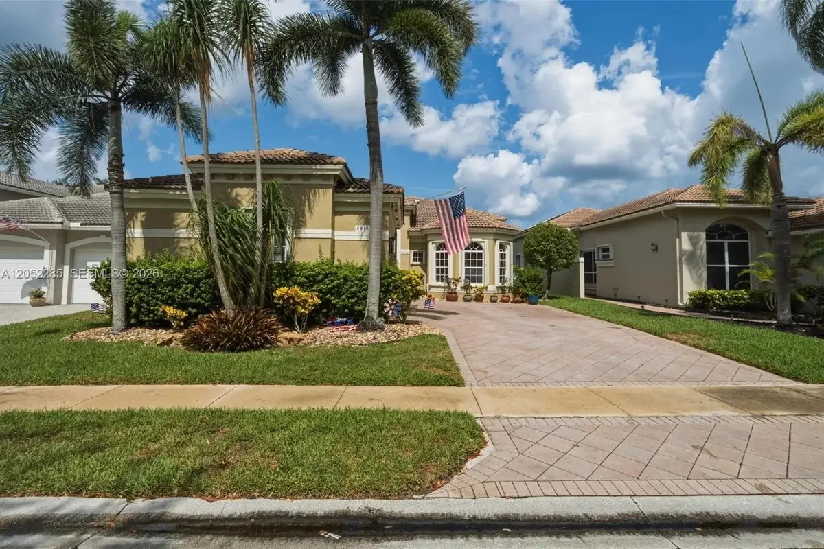 5818 NW 126th Ter, Coral Springs: photo 1 of 45