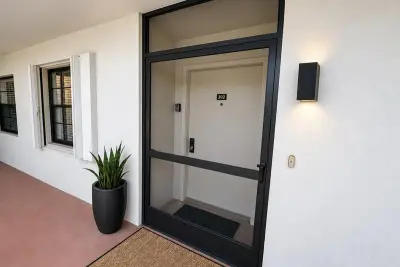 23344 Carolwood Ln #302, Boca Raton: photo 1 of 14