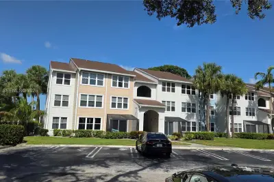2313 N Congress Ave #34, Boynton Beach: photo 1 of 20