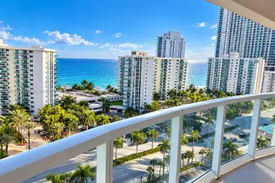 3800 E Ocean Dr #1518, Hollywood: photo 1 of 15
