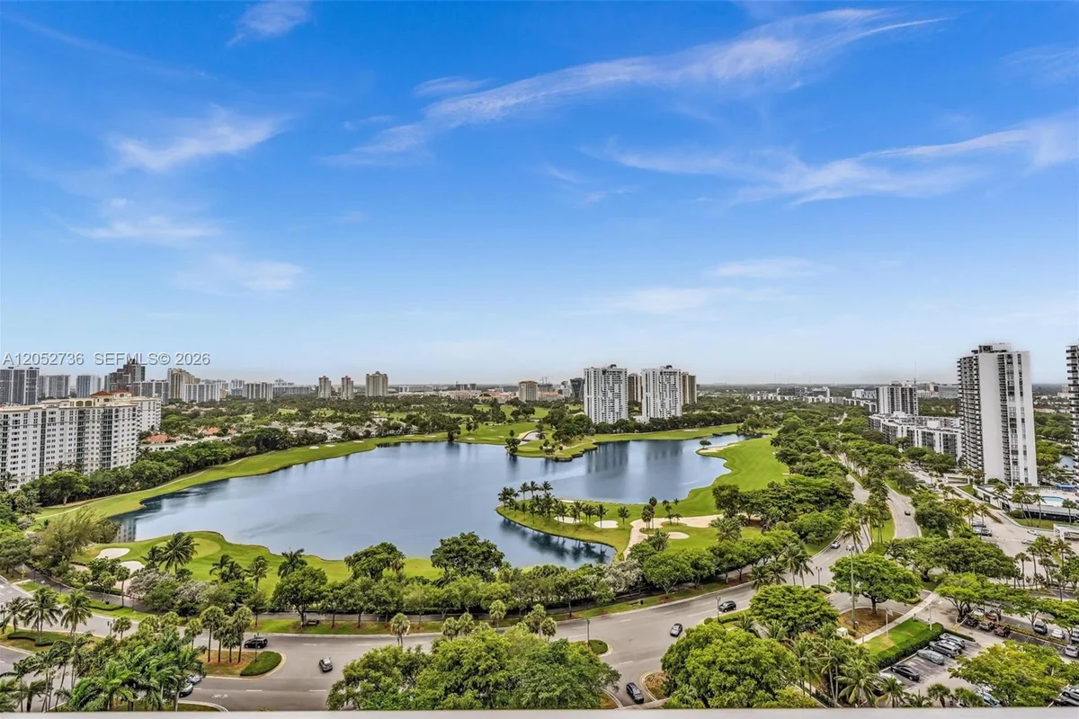 20281 E Country Club Dr #1907, Aventura: photo 1 of 66