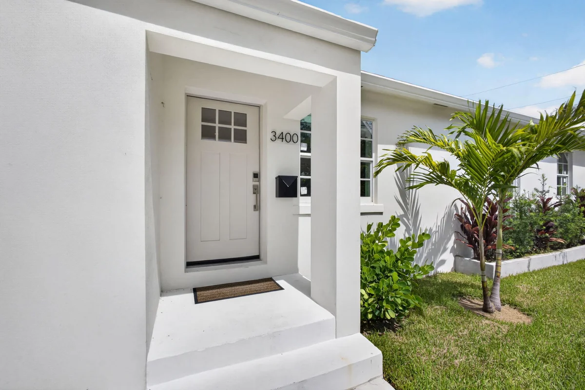 3400 Parker Ave, West Palm Beach: photo 1 of 44
