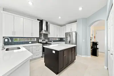 12115 NW 52nd Ct, Coral Springs: photo 1 of 59