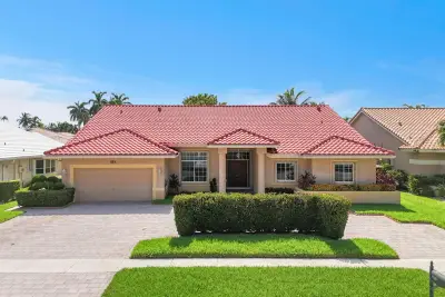 551 NW 108th Ave, Plantation: photo 1 of 43
