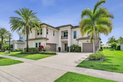 19889 Old Bridgewood Trl, Boca Raton: photo 1 of 92