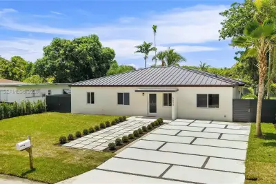 6600 SW 45th St, Miami: photo 1 of 61
