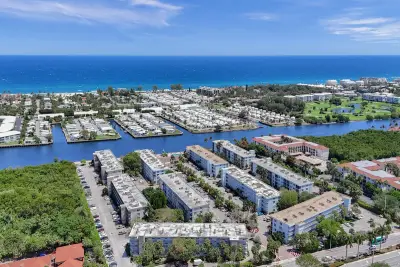 2000 S Federal Hwy #307, Boynton Beach: photo 1 of 19