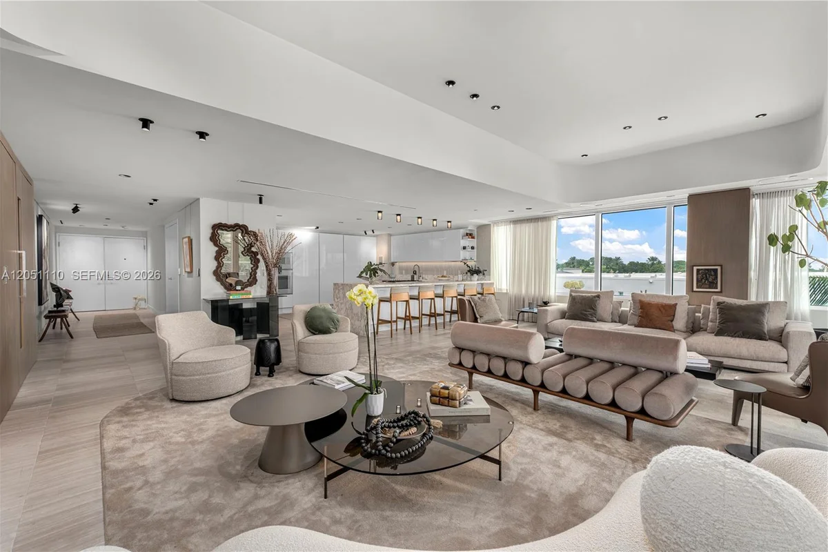 4701 N Meridian Ave #421, Miami Beach: photo 1 of 46