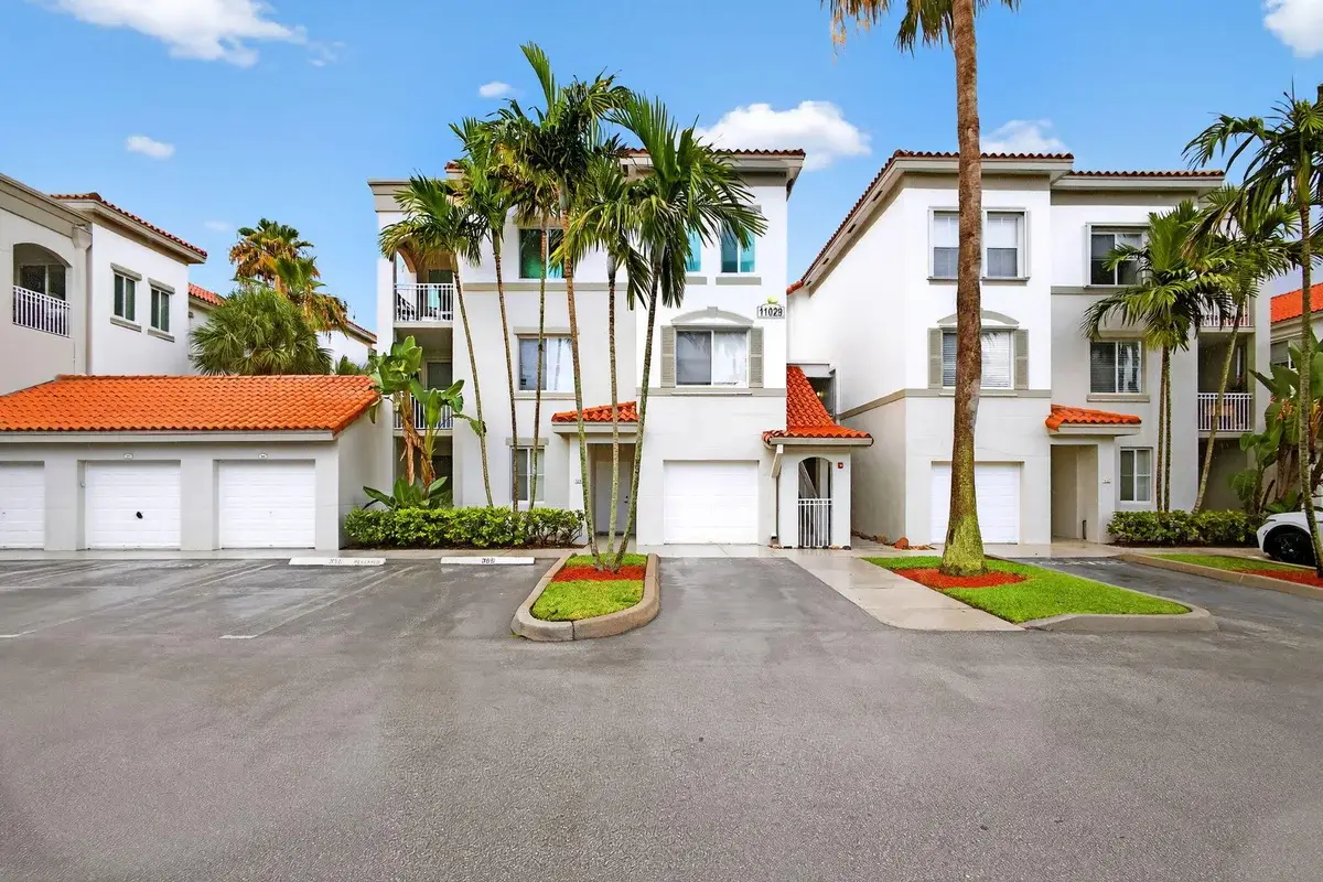 11029 Legacy Blvd #201, Palm Beach Gardens: photo 1 of 46