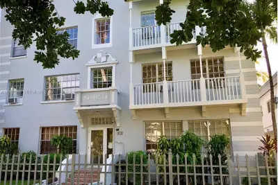842 Meridian Ave #3D, Miami Beach: photo 1 of 20