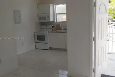 2311 NE 135 Th Ter, North Miami Beach: photo 1 of 3