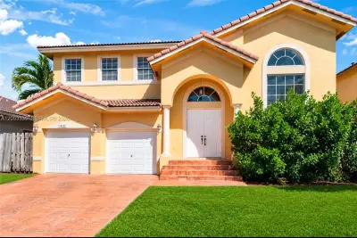 3043 SW 147th Pl, Miami: photo 1 of 12