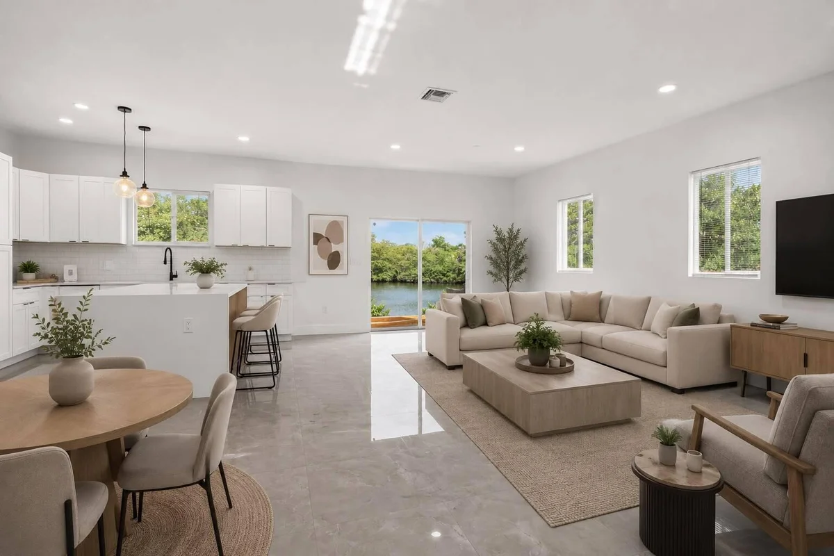 655 NW 24th Ave, Fort Lauderdale: photo 1 of 35