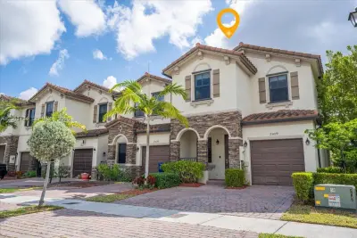 25079 SW 114th Ct, Homestead: photo 1 of 18