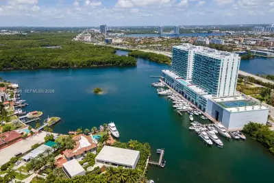 400 Sunny Isles Blvd #1604, Sunny Isles Beach: photo 1 of 25