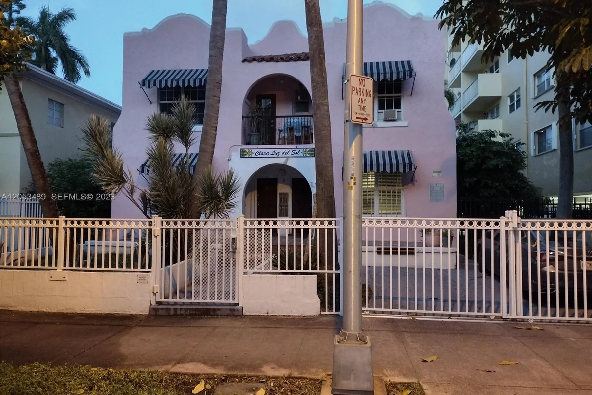 710 Pennsylvania Ave #1, Miami Beach: photo 1 of 9
