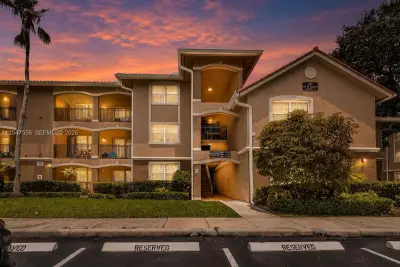 215 SW 117th Ter #14306, Pembroke Pines: photo 1 of 52