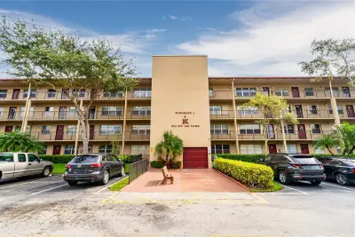 801 SW 133rd Ter #406K, Pembroke Pines: photo 1 of 22