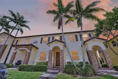 9011 SW 227th St #2, Cutler Bay: photo 1 of 27